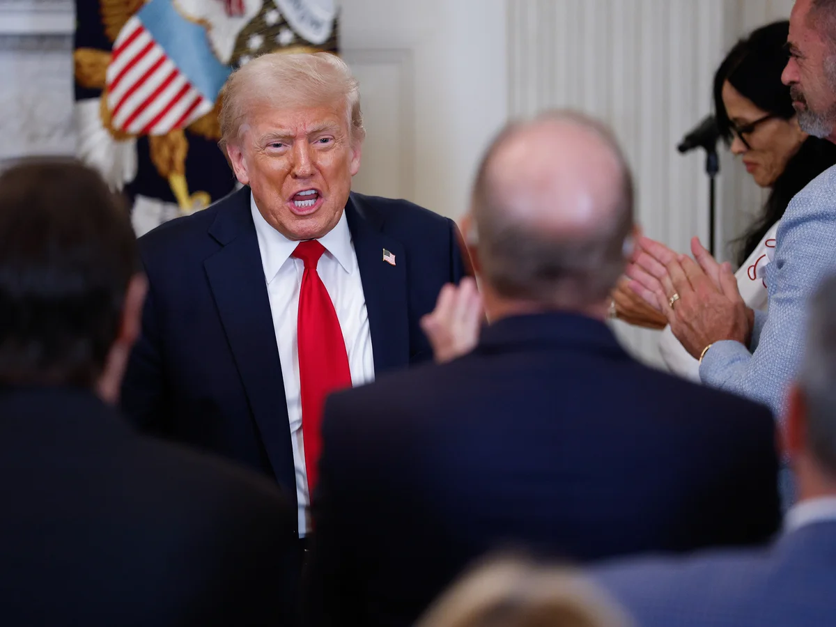 Trump’s Ultimatum: Russia Must Make Peace with Ukraine in 50 Days or Face 100% Tariff